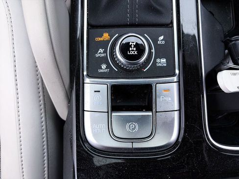 Used 2024 Kia Telluride S w/ S Sunroof Package image 24