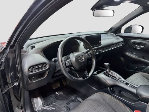 Used 2025 Honda HR-V Sport image 9