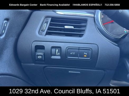 Used 2014 Chevrolet Impala LT w/ Convenience Package image 16