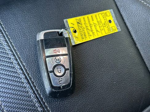 Used 2023 Ford Ranger Lariat w/ Equipment Group 501A High image 42