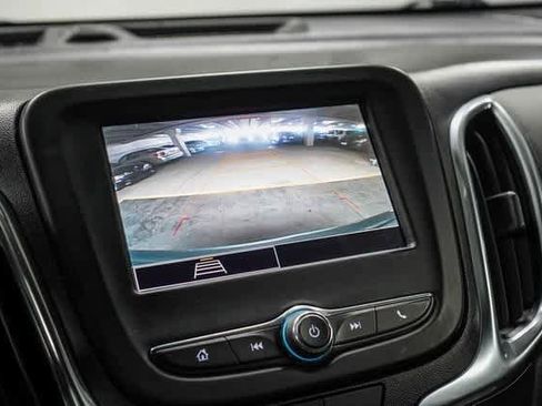 Used 2022 Chevrolet Equinox LT w/ LPO, Floor Liner Package image 25