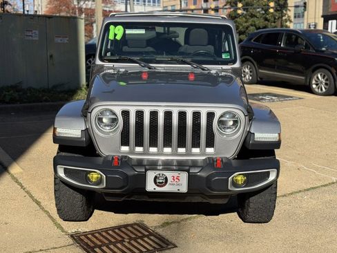 Used 2019 Jeep Wrangler Unlimited Sahara w/ Cold Weather Group image 13