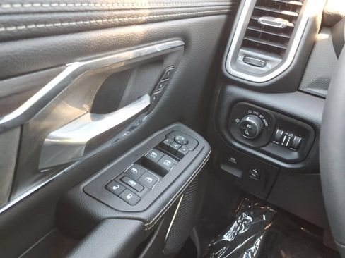 Used 2026 RAM 1500 Laramie AWD/4WD image 24