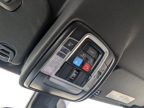 New 2026 RAM 1500 4x4 Crew Cab image 36