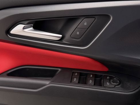 New 2026 Chevrolet Equinox EV RS FWD image 21