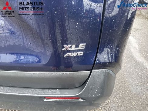 Used 2023 Toyota RAV4 XLE AWD/4WD image 7