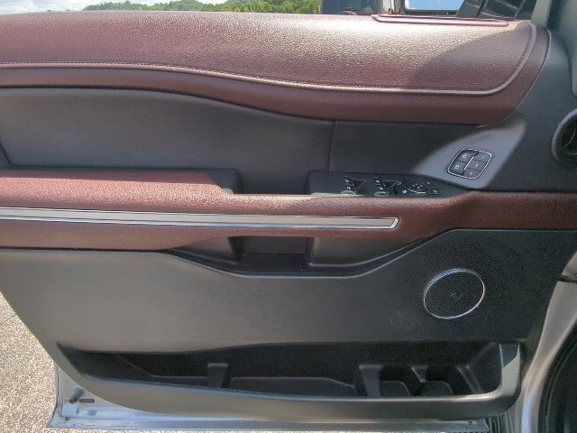 Used 2022 Ford Expedition Max Limited AWD/4WD image 28