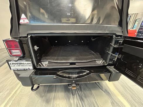 Used 2015 Jeep Wrangler Unlimited Sahara AWD/4WD image 44