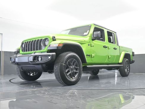 New 2026 Jeep Gladiator Sport AWD/4WD image 46