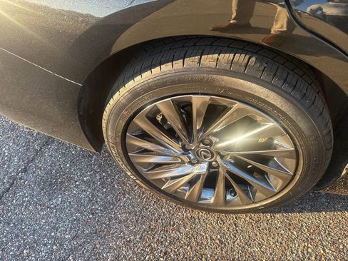 Used 2025 Lexus ES 350 Luxury image 7