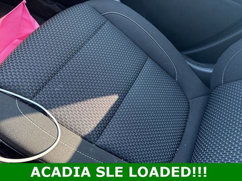 Used 2022 GMC Acadia SLE w/ Driver Convenience Package image 11