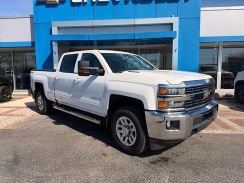 Used 2016 Chevrolet Silverado 2500 LT w/ LT Convenience Package image 8