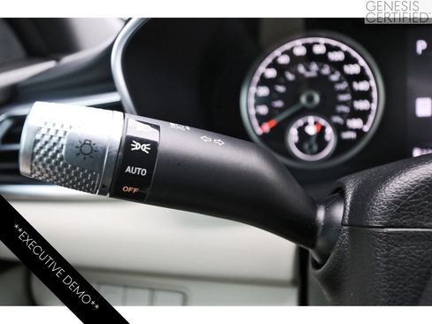Used 2026 Genesis G70 2.5T RWD image 20