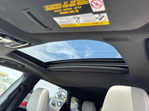 Used 2024 Lexus RX 350 Premium w/ Accessory Package (Z1) FWD image 9