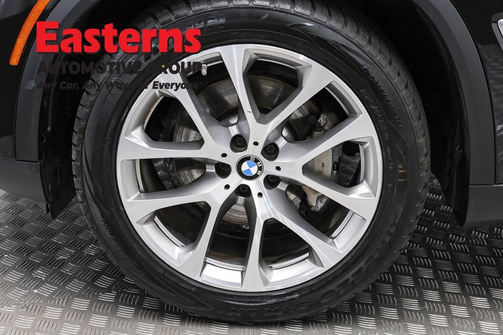 Used 2023 BMW X5 xDrive40i AWD/4WD image 32