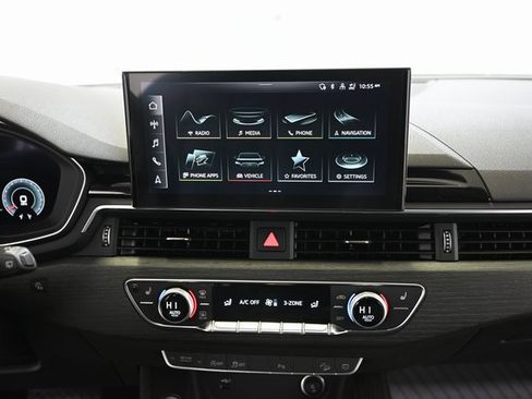 Used 2021 Audi A4 2.0T allroad Premium Plus image 5