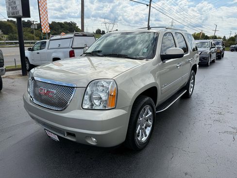 Used 2014 GMC Yukon Denali image 8