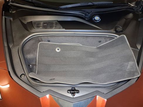 Used 2023 Chevrolet Corvette Stingray Coupe w/ Z51 Performance Package image 19