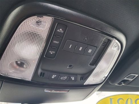 Used 2021 Dodge Durango R/T w/ Trailer Tow Group IV image 29