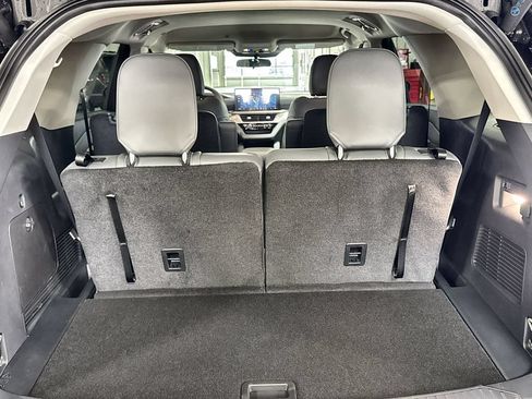New 2026 Ford Explorer Active w/ Active Comfort Package AWD/4WD image 29