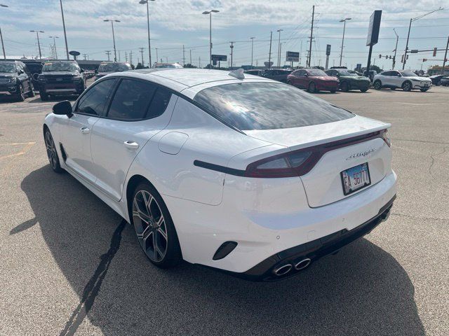 Used 2020 Kia Stinger GT2 AWD/4WD image 4