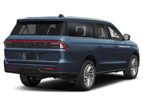 New 2025 Lincoln Navigator L Reserve image 3