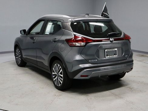 Certified 2024 Nissan Kicks SV image 11