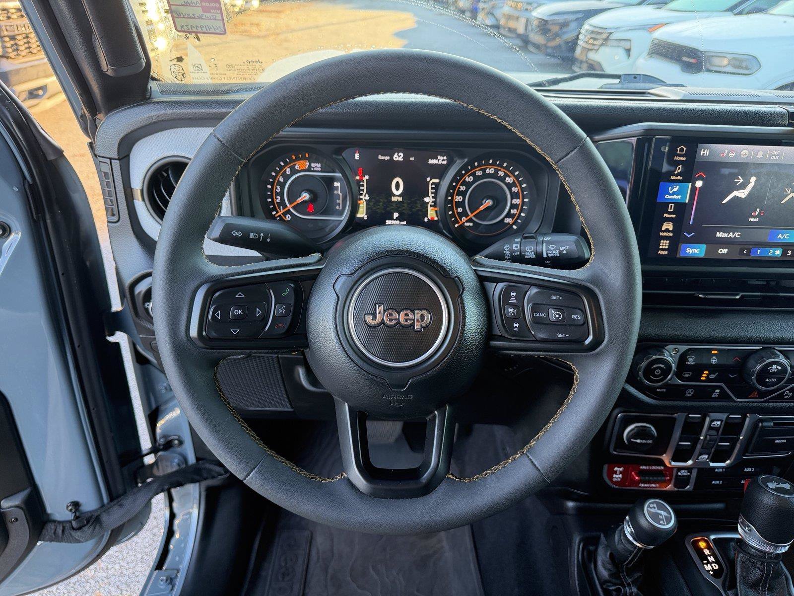 Used 2024 Jeep Wrangler Unlimited Sport AWD/4WD image 22