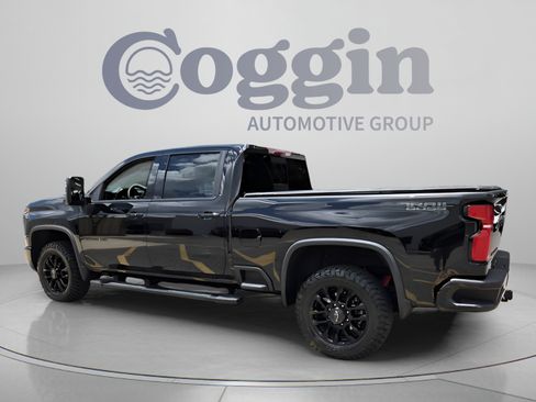 Certified 2025 Chevrolet Silverado 2500 LTZ w/ Trail Boss Package AWD/4WD image 3