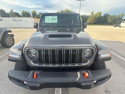 New 2025 Jeep Gladiator Mojave image 12