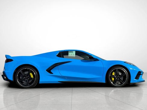 Used 2021 Chevrolet Corvette Stingray Premium Conv w/ Z51 Performance Package image 23