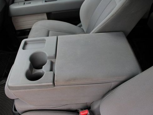 Used 2013 Ford F150 XLT w/ Luxury Equipment Group image 28