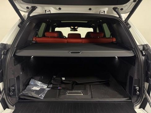 Used 2026 BMW X5 M Competition w/ Executive Package image 17