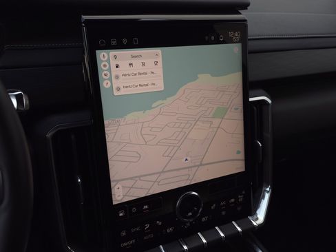 Used 2025 GMC Acadia Elevation image 16