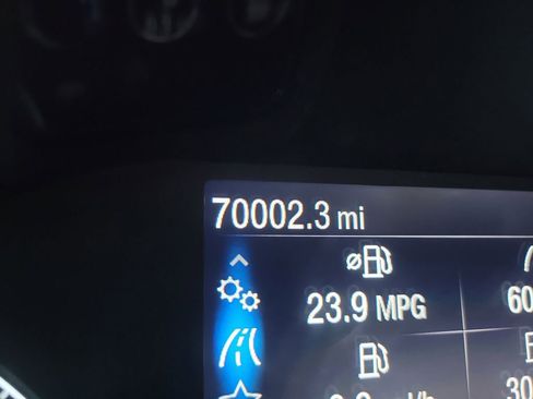 Used 2022 Ford Transit Connect XLT image 30