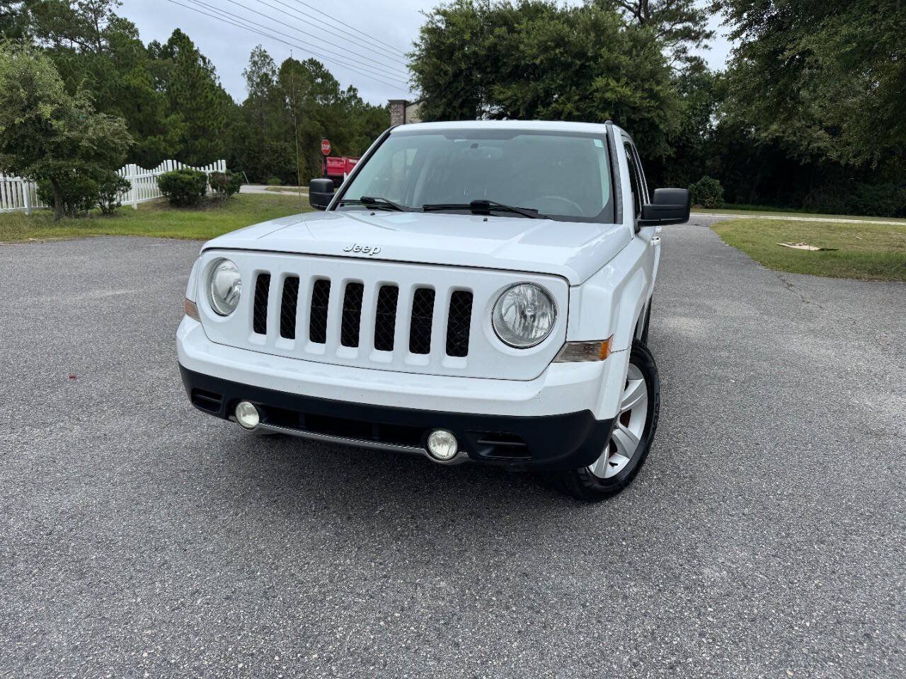 Used 2014 Jeep Patriot Limited FWD image 28