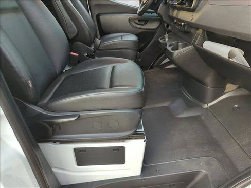 Used 2022 Mercedes-Benz Sprinter 2500 image 19