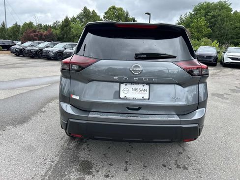 New 2026 Nissan Rogue SV AWD/4WD image 6