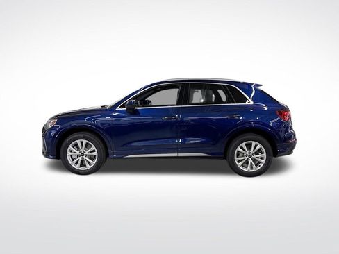 Certified 2025 Audi Q3 2.0T Premium Plus w/ Premium Plus Package AWD/4WD image 2