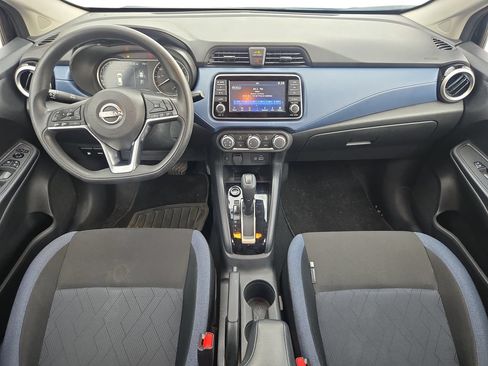 Used 2025 Nissan Versa SV FWD image 9