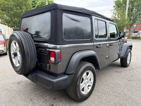 Used 2020 Jeep Wrangler Unlimited Sport S AWD/4WD image 7