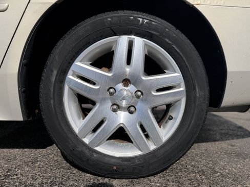 Used 2012 Chevrolet Impala LT FWD image 31