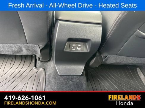 Used 2024 Subaru Crosstrek 2.0i Premium AWD/4WD image 28