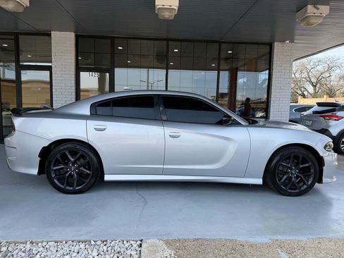Used 2020 Dodge Charger GT w/ Blacktop Package RWD image 2