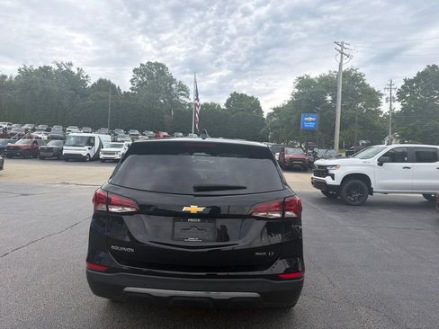 Used 2024 Chevrolet Equinox LT AWD/4WD image 4