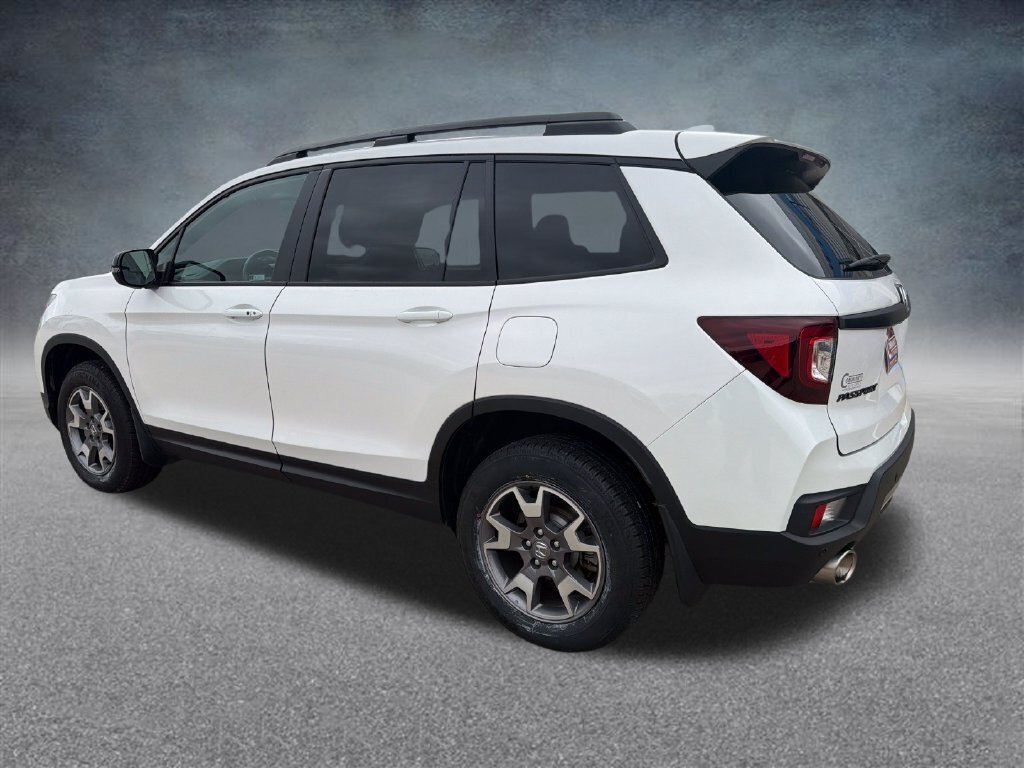 Certified 2023 Honda Passport TrailSport image 4