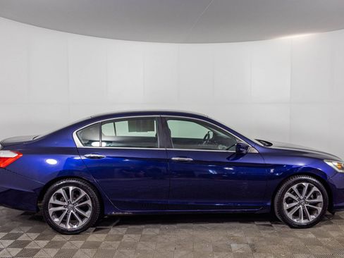 Used 2015 Honda Accord Sport image 10