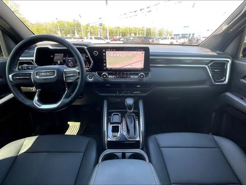 Used 2024 GMC Canyon Elevation w/ Elevation Premium Package image 14