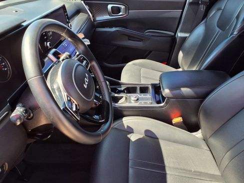 Certified 2022 Kia Sorento S w/ Panoramic Sunroof Package image 16