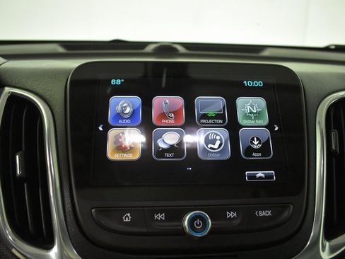 Used 2018 Chevrolet Equinox LT w/ Sun & Infotainment Package image 19